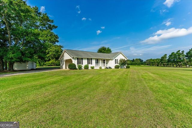 106 Stonegables Drive, Gray, GA 31032