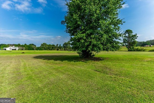 106 Stonegables Drive, Gray, GA 31032