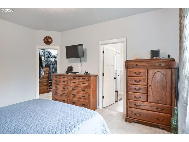 25124 CORKY Ln, Veneta, OR 97487