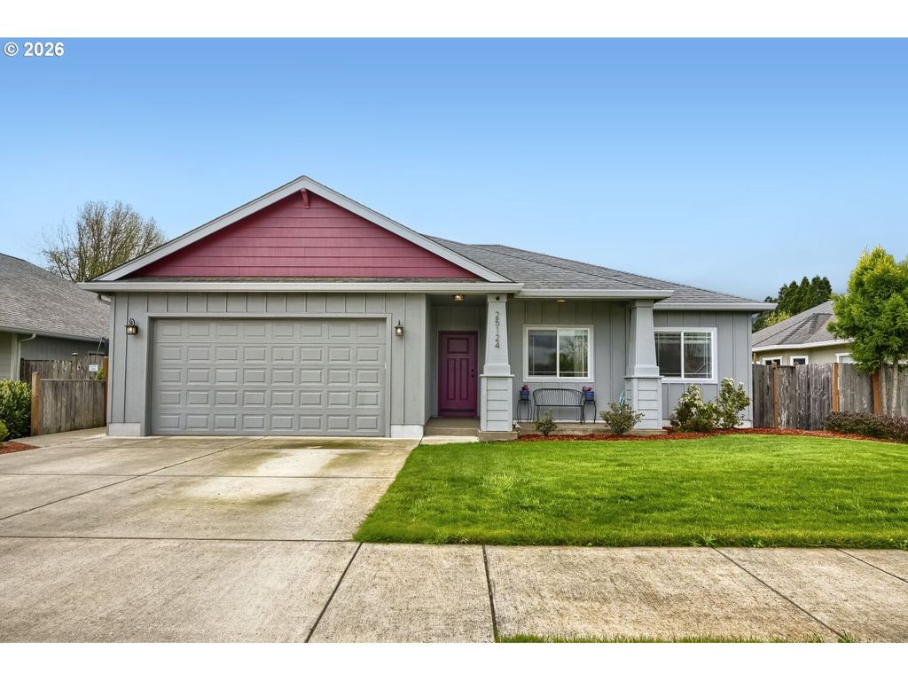 25124 CORKY Ln, Veneta, OR 97487