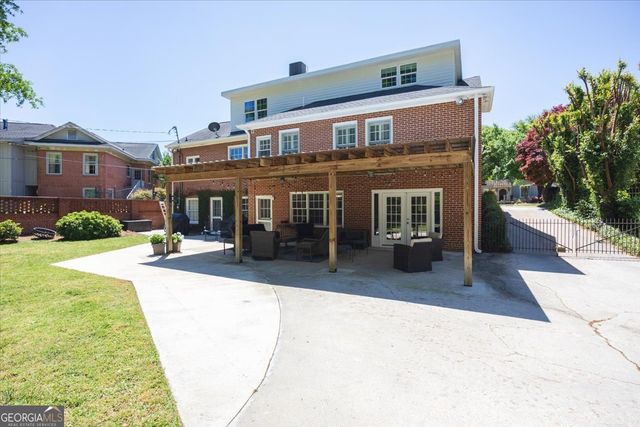 2647 Stanislaus Circle, Macon, GA 31204
