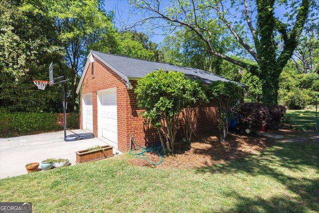 2647 Stanislaus Circle, Macon, GA 31204