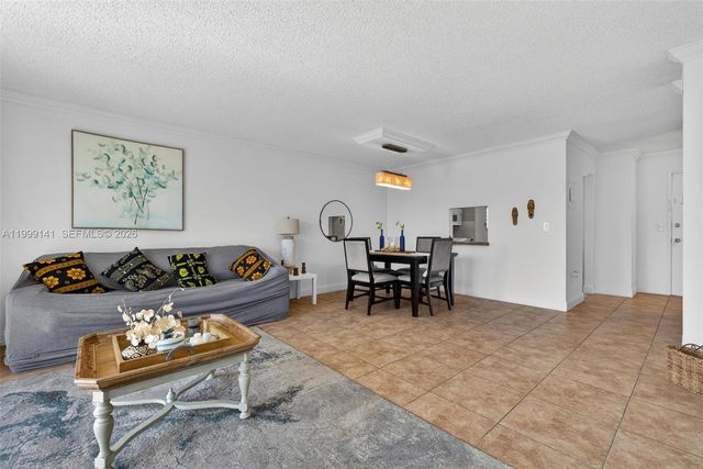 300 NE 14th Ave 505, Hallandale Beach, FL 33009