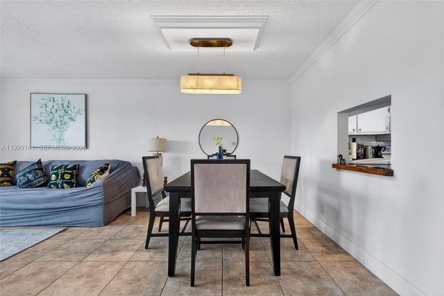 300 NE 14th Ave 505, Hallandale Beach, FL 33009