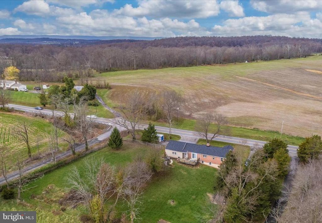 10703 FINGERBOARD RD, Ijamsville, MD 21754