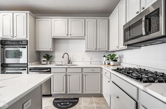 12900 Grenville Street, Carmel, IN 46032