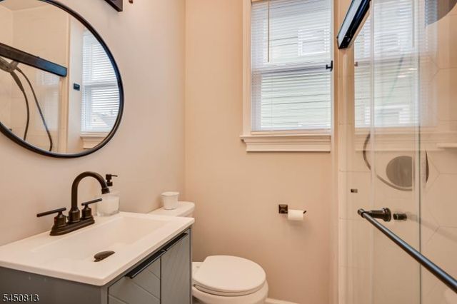 317 Ainsworth St, Linden City, NJ 07036