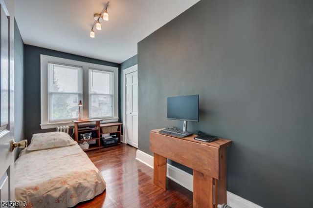 317 Ainsworth St, Linden City, NJ 07036