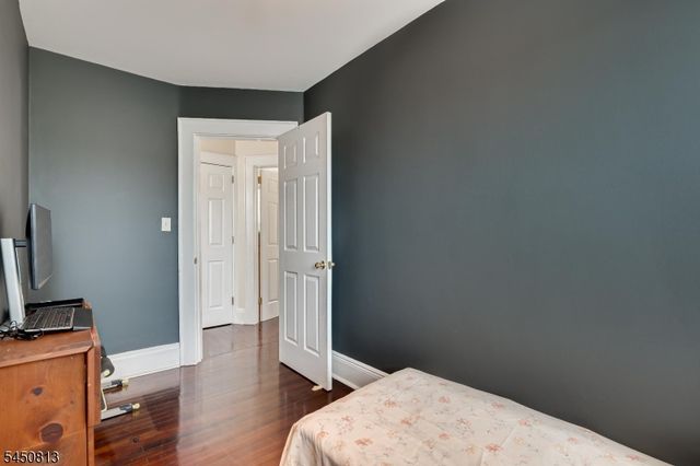 317 Ainsworth St, Linden City, NJ 07036