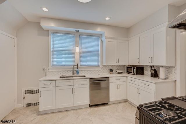 317 Ainsworth St, Linden City, NJ 07036