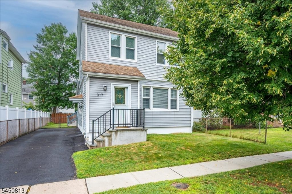 317 Ainsworth St, Linden City, NJ 07036