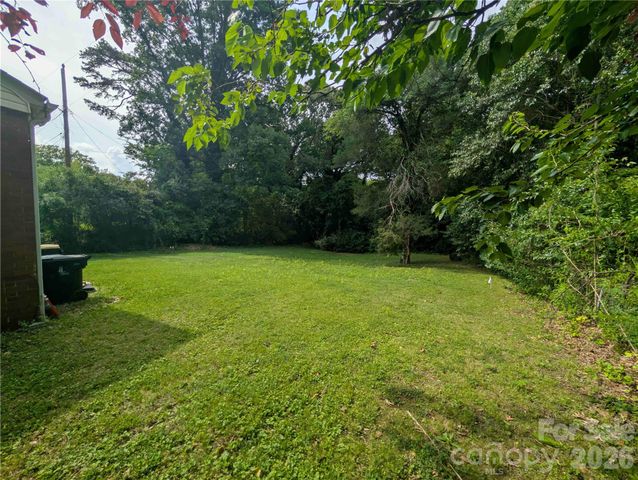 542 Stegall Street, Charlotte, NC 28217