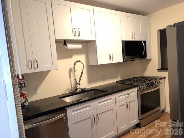 542 Stegall Street, Charlotte, NC 28217