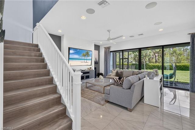 20390 Fair Oak LN, Estero, FL 33928