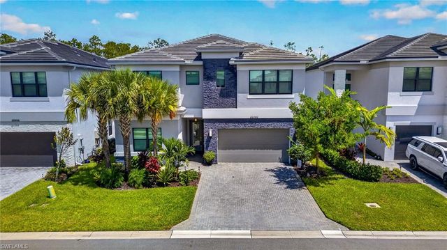 20390 Fair Oak LN, Estero, FL 33928