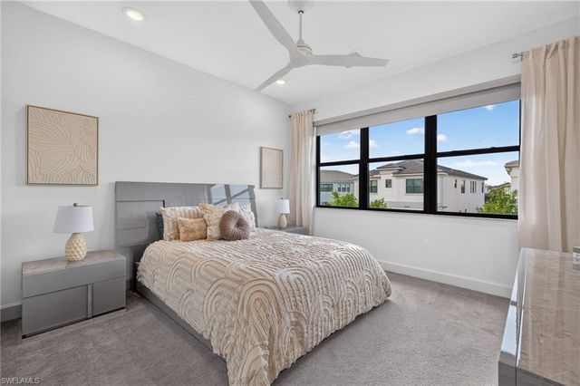 20390 Fair Oak LN, Estero, FL 33928