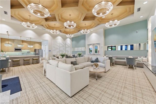 20390 Fair Oak LN, Estero, FL 33928