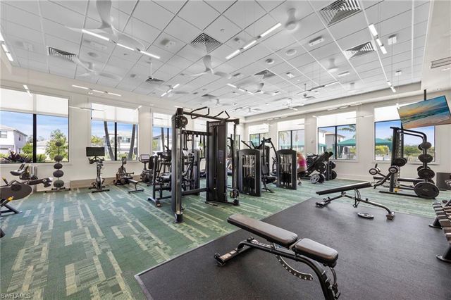 20390 Fair Oak LN, Estero, FL 33928