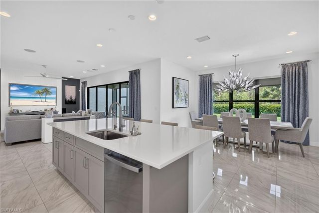 20390 Fair Oak LN, Estero, FL 33928