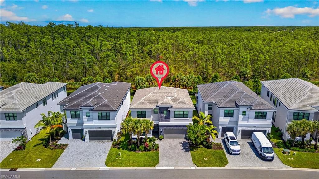 20390 Fair Oak LN, Estero, FL 33928