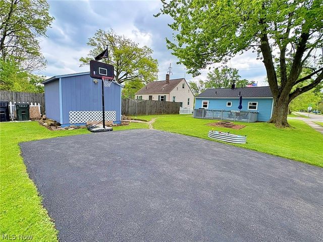 700 Clark Street, Elyria, OH 44035