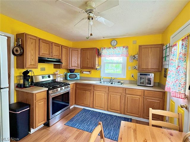 700 Clark Street, Elyria, OH 44035
