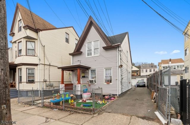 101 Sheridan Ave, Paterson City, NJ 07502