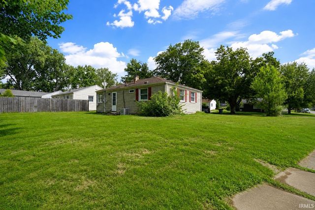 2505 Northview Drive, South Bend, IN 46628