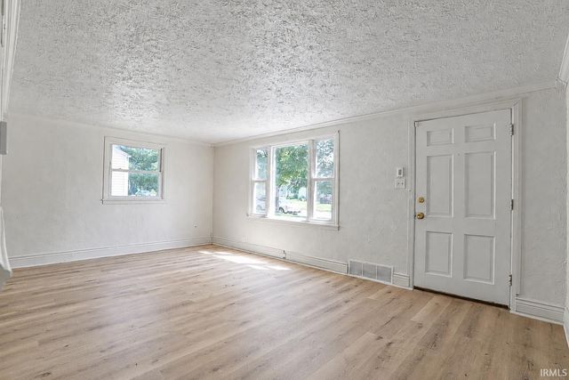2505 Northview Drive, South Bend, IN 46628