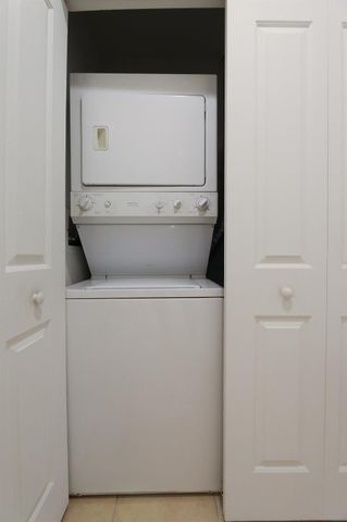 511 SE 5th Avenue 1913, Fort Lauderdale, FL 33301