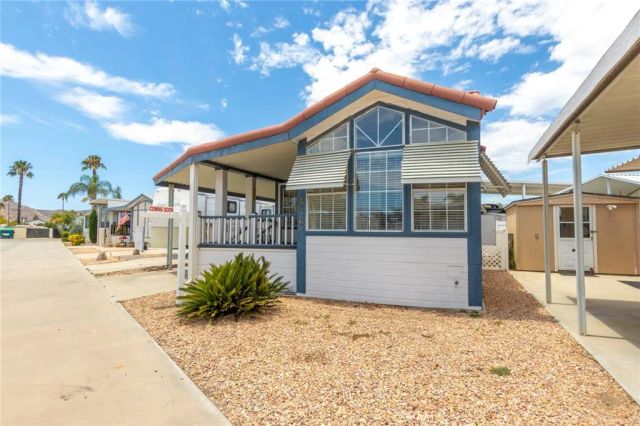 1295 S Cawston Avenue 416, Hemet, CA 92545