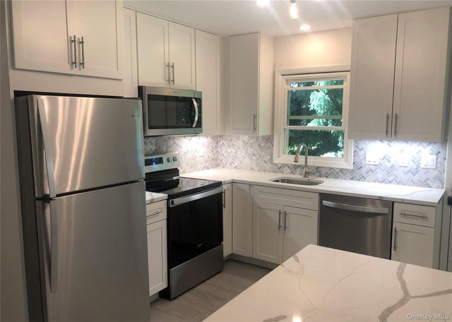 3213 S Shelley Street, Mohegan Lake, NY 10547