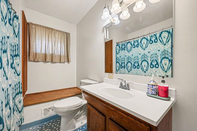 536 Riviera Drive, New Brighton, MN 55112