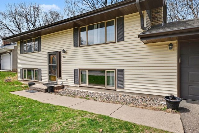 536 Riviera Drive, New Brighton, MN 55112