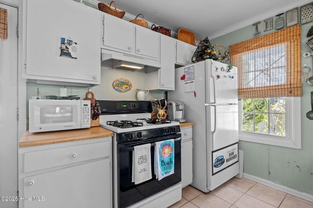 1112 Shepard Street, Morehead City, NC 28557