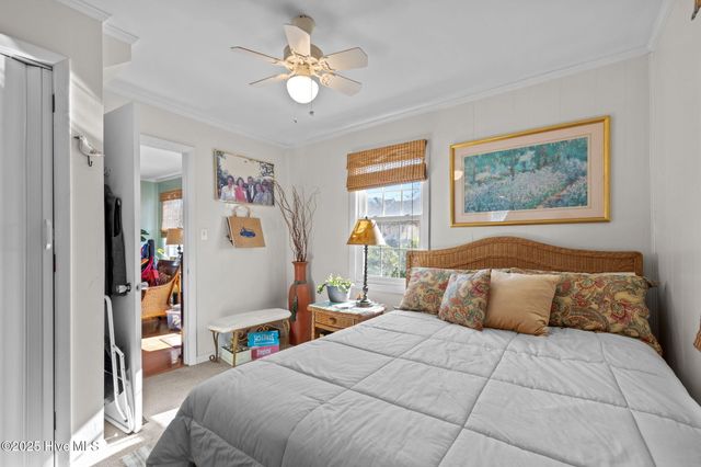 1112 Shepard Street, Morehead City, NC 28557