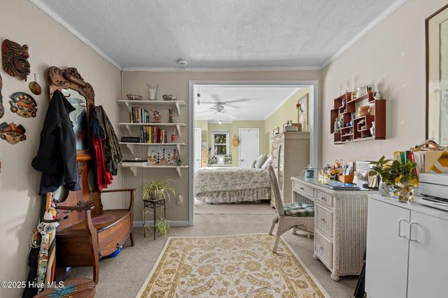 1112 Shepard Street, Morehead City, NC 28557