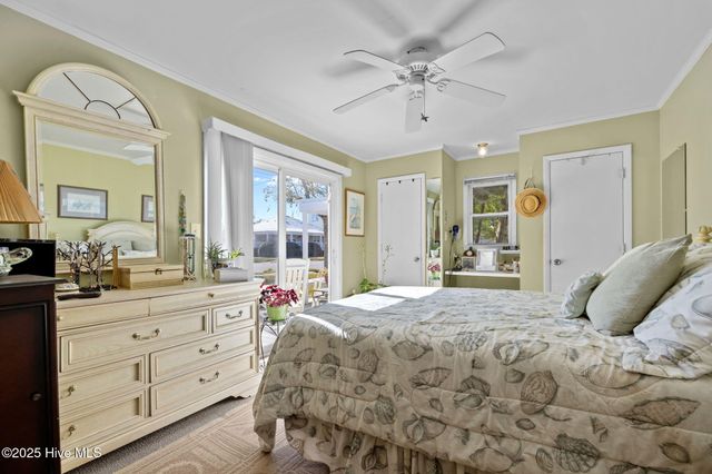 1112 Shepard Street, Morehead City, NC 28557