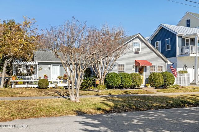 1112 Shepard Street, Morehead City, NC 28557