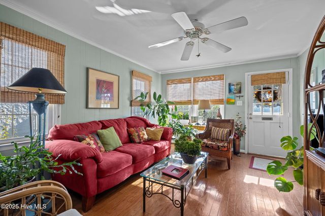 1112 Shepard Street, Morehead City, NC 28557