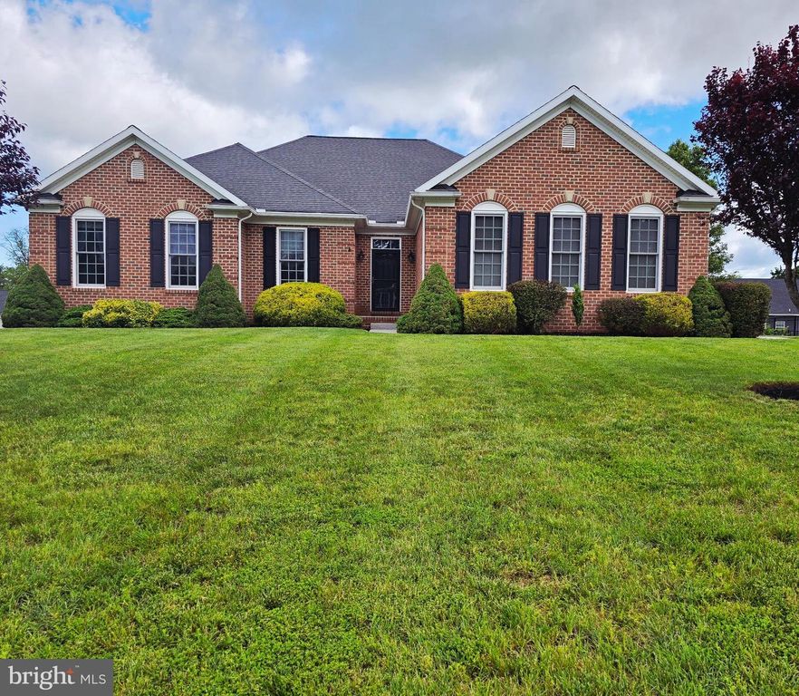 7677 GREEN RIDGE LN, Abbottstown, PA 17301