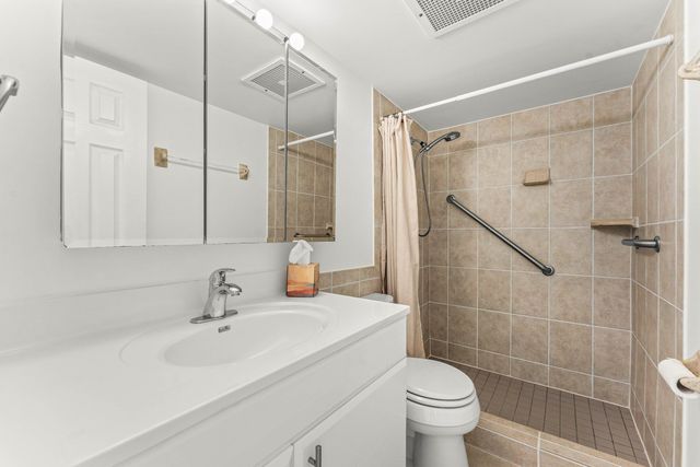 124 Shore Court 303, North Palm Beach, FL 33408