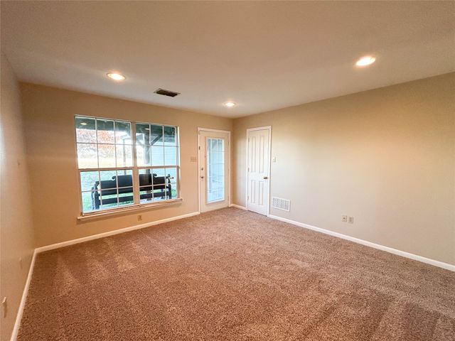 1170 Lumkins Road, Forreston, TX 76041