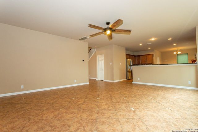 331 knights cross, San Antonio, TX 78258