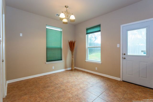 331 knights cross, San Antonio, TX 78258