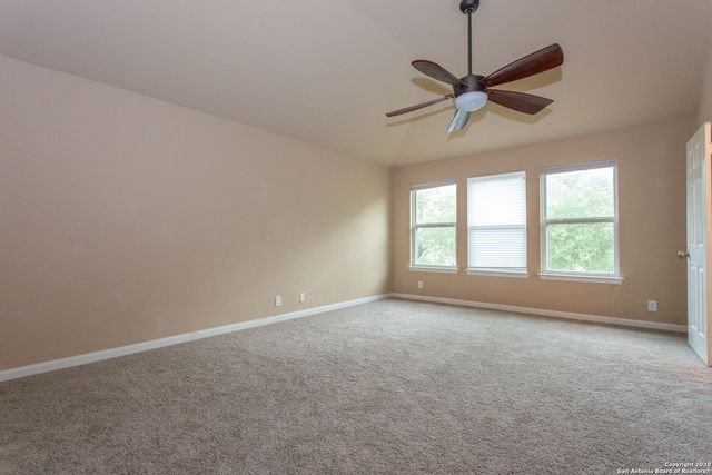 331 knights cross, San Antonio, TX 78258