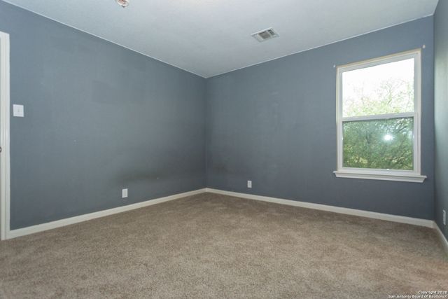 331 knights cross, San Antonio, TX 78258