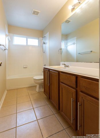 331 knights cross, San Antonio, TX 78258