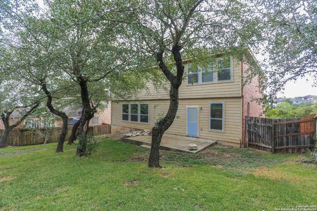 331 knights cross, San Antonio, TX 78258