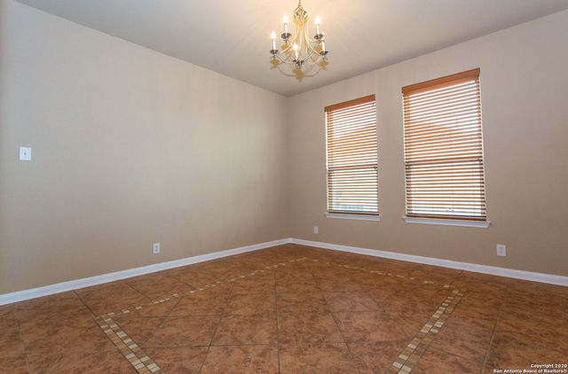 331 knights cross, San Antonio, TX 78258